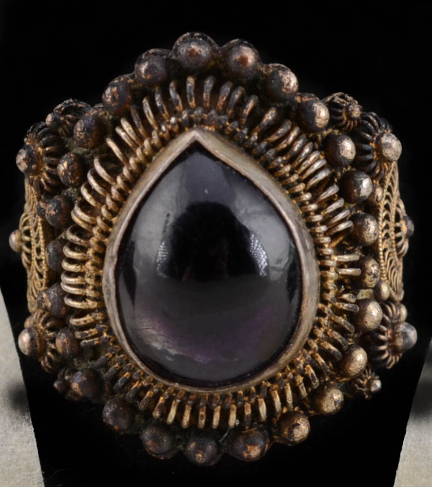 Two Early 20th Century Chinese Export Sterling Silver Rings and Carved Amethyst Dress Clip