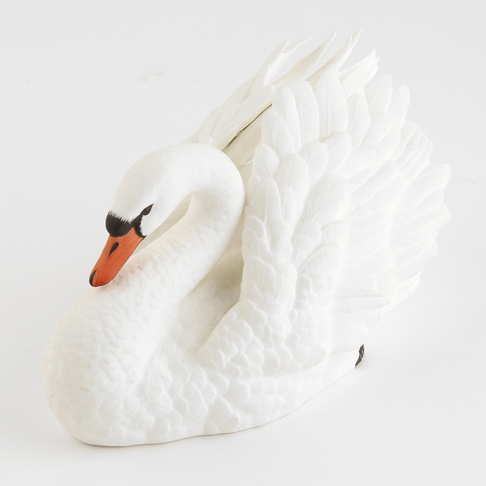 'The Graceful Swan' Lenox Fine Porcelain Figurine