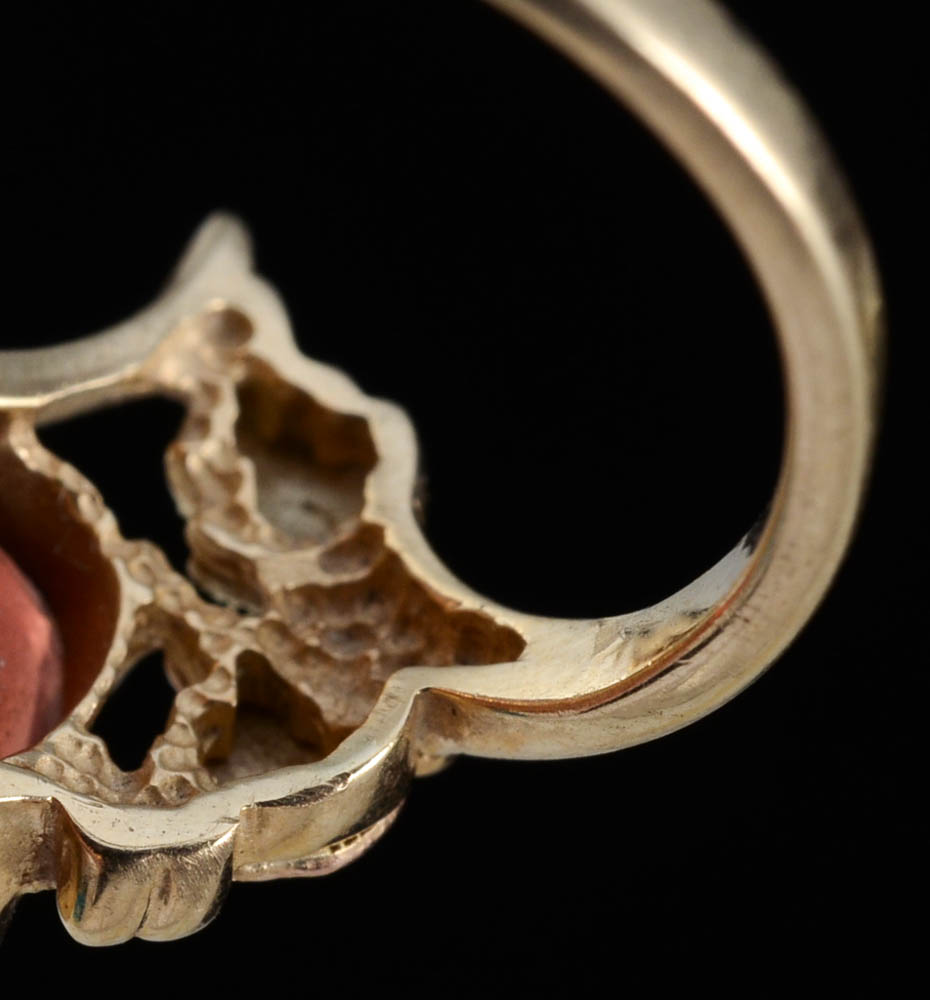 10K Yellow and Rose Gold Openwork Garnet Ring