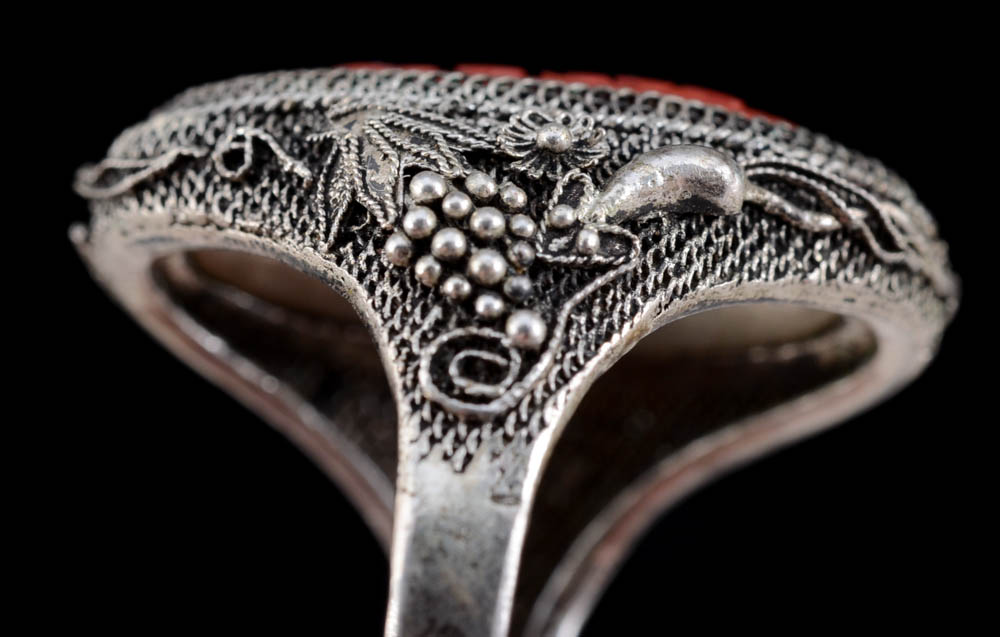 Early 20th Century Chinese Export Sterling Silver Filigree and Carved Cinnabar Ring
