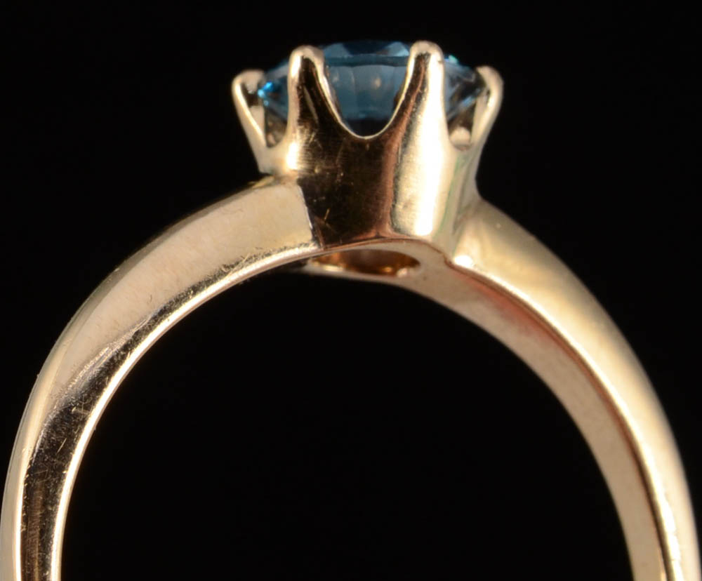 14K Yellow Gold and Synthetic Spinel Ring