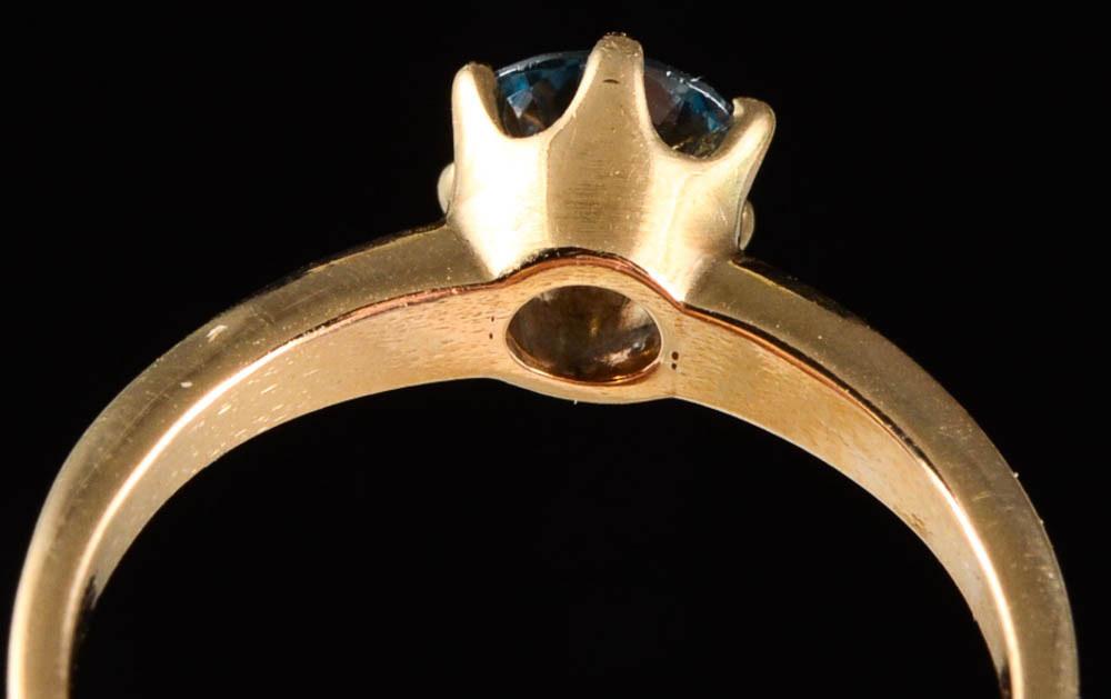 14K Yellow Gold and Synthetic Spinel Ring