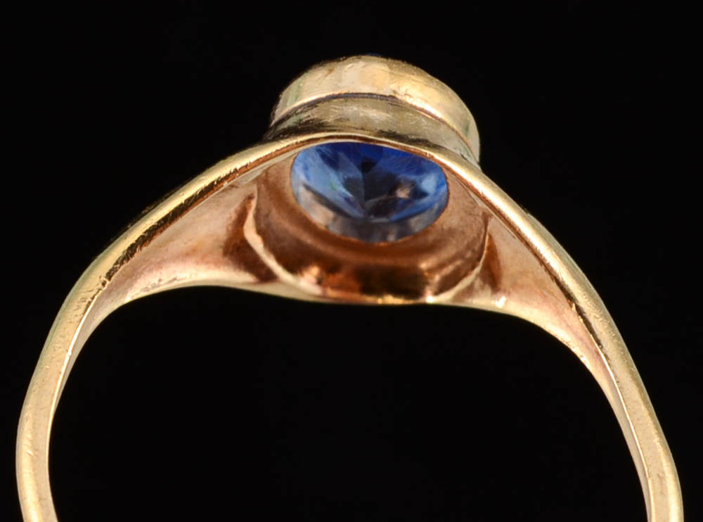 10K Yellow Gold Ring with Blue Glass Stone
