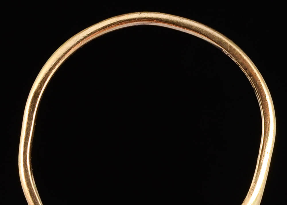 10K Yellow Gold Ring with Blue Glass Stone