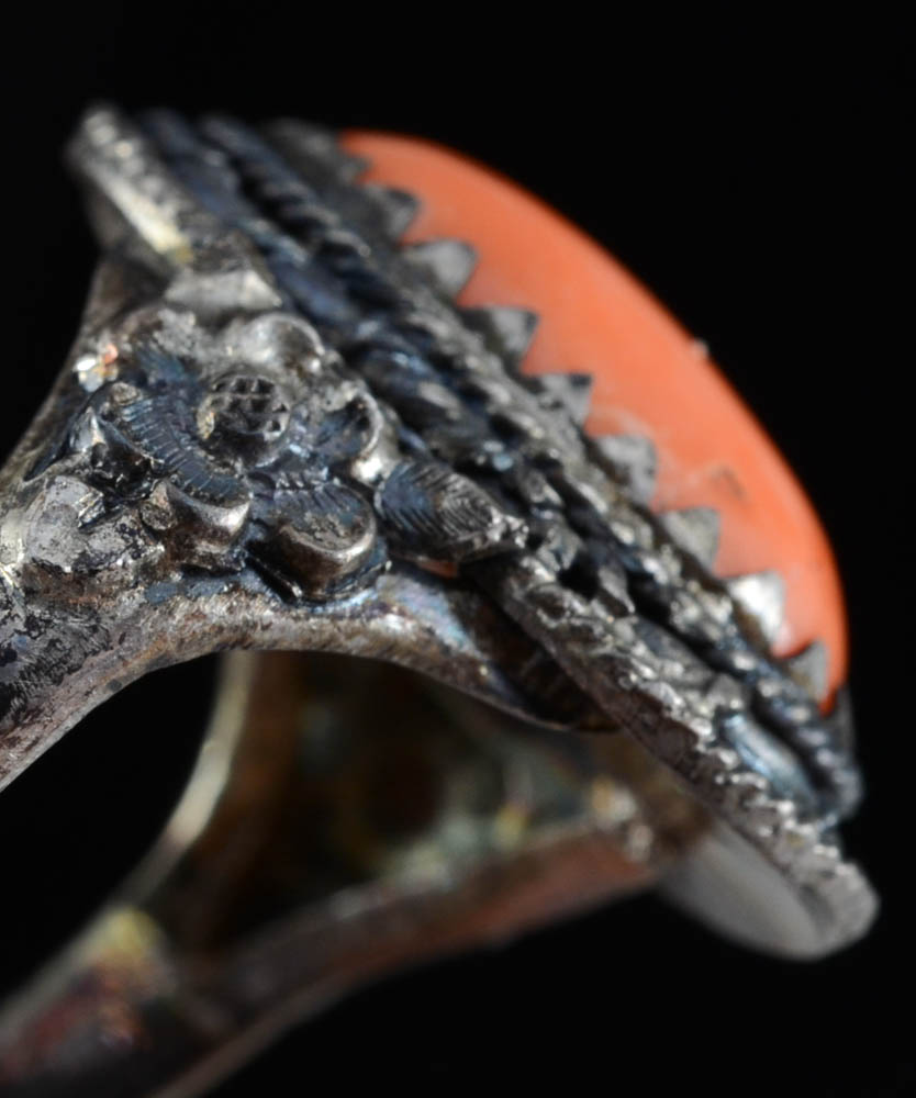 Early 20th Century Chinese Export 900 Silver and Coral Ring