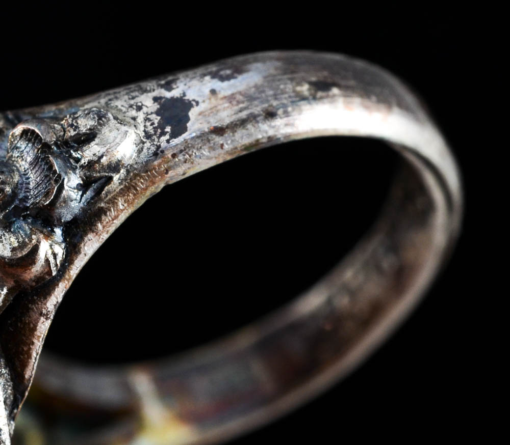 Early 20th Century Chinese Export 900 Silver and Coral Ring