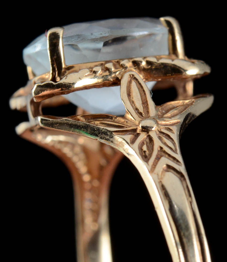 10K Yellow Gold Aquamarine Openwork Ring