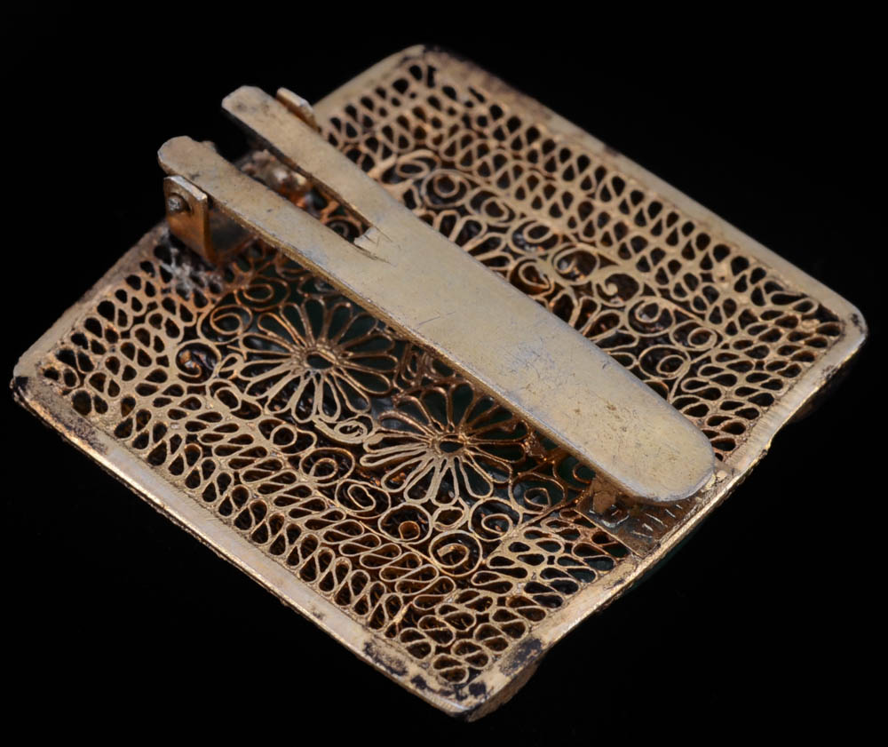 Early 20th Century Chinese Export Brass Filigree and Carved Jadeite Dress Clip