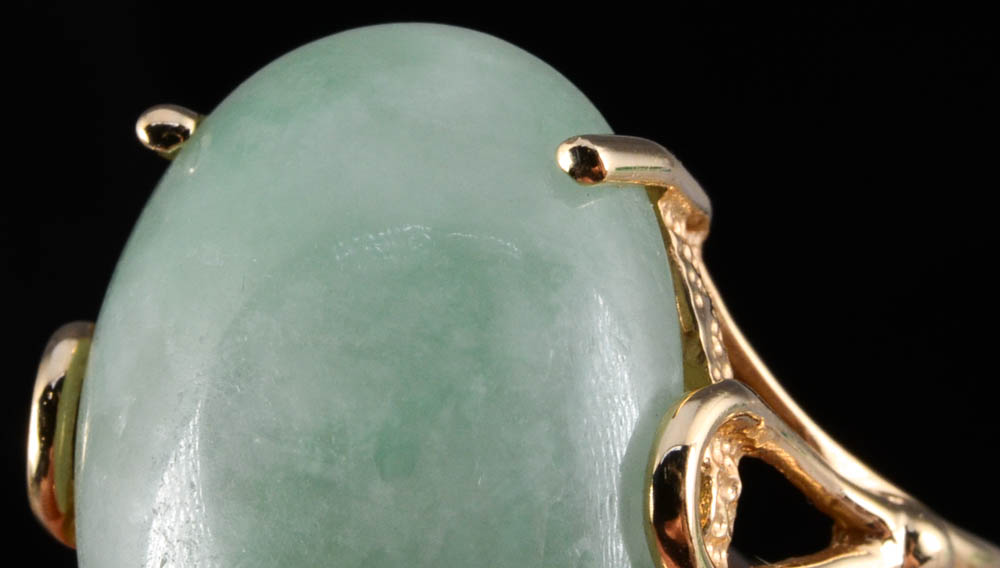 14K Yellow Gold Jadeite Ring