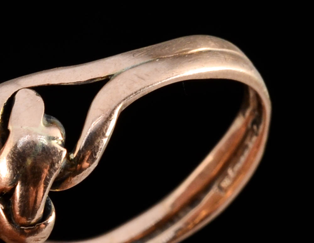 Victorian 9K Yellow Gold Openwork Ring with Interlocking Design