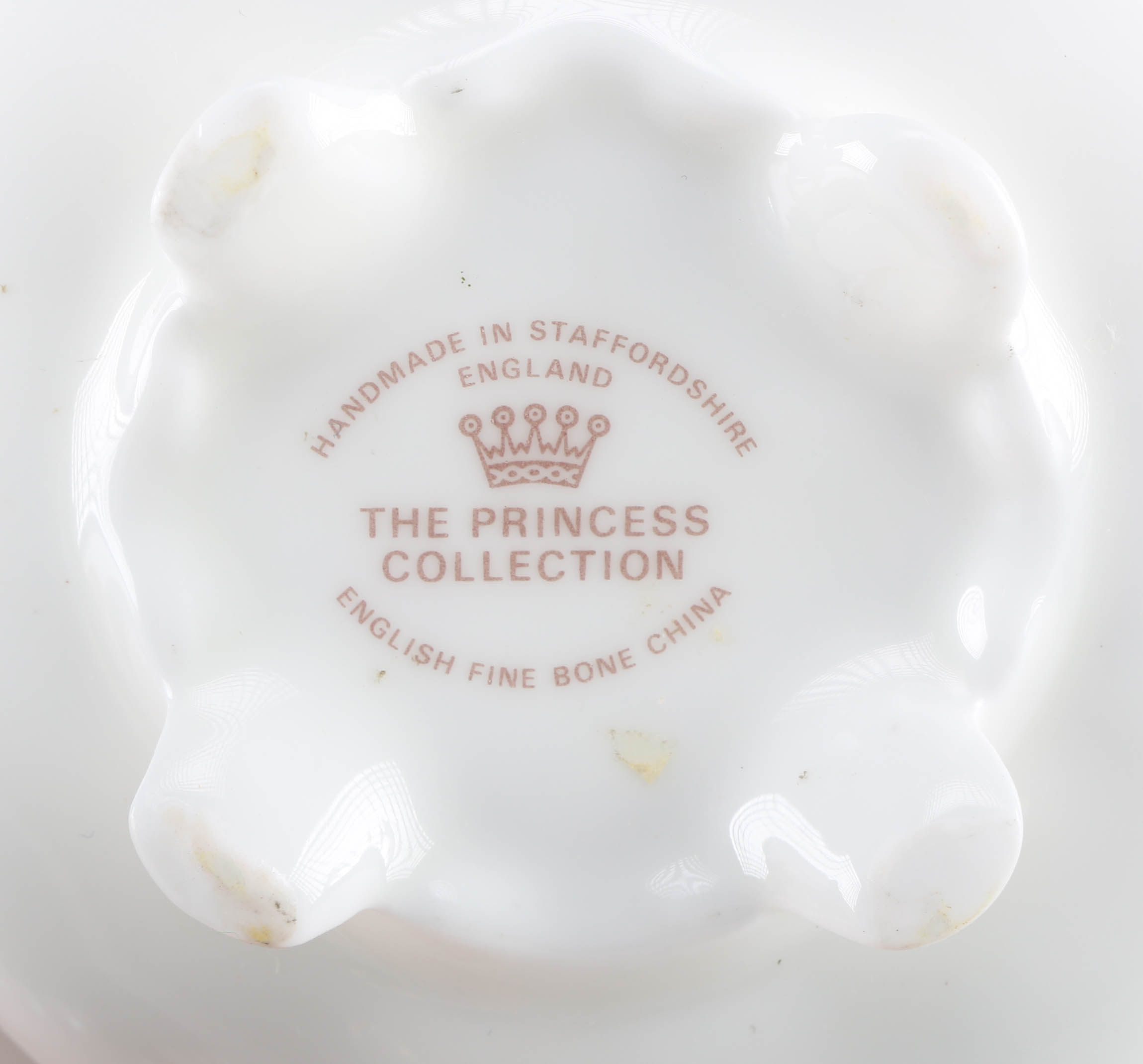 Assortment of Porcelain and Bone China Décor