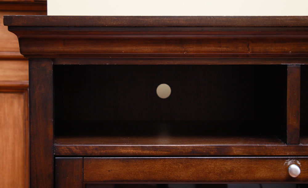 Stein World Media Chest