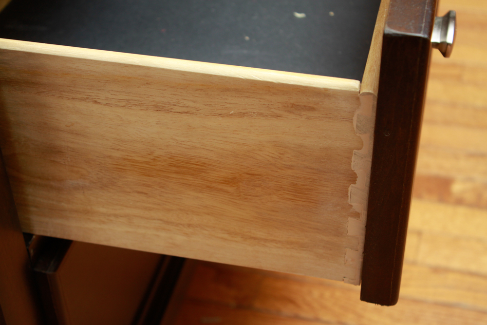 Stein World Media Chest