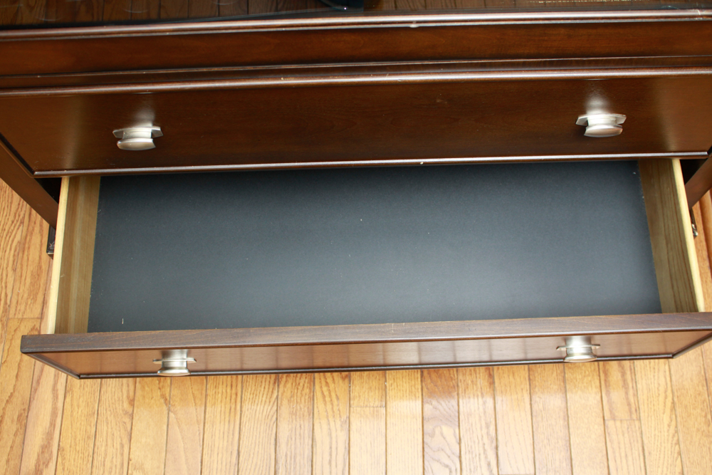 Stein World Media Chest