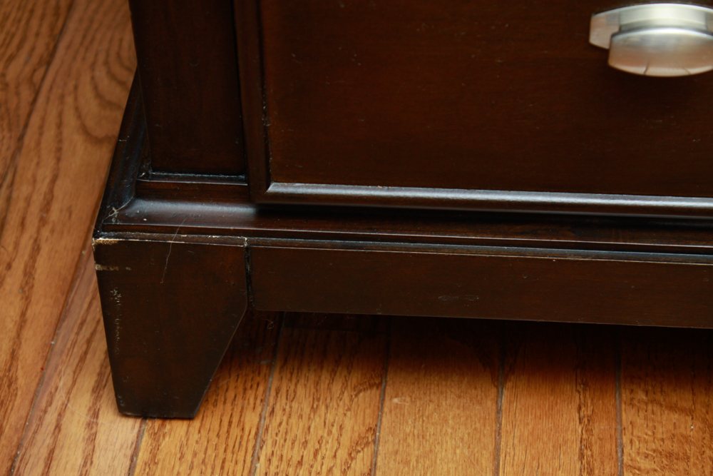 Stein World Media Chest