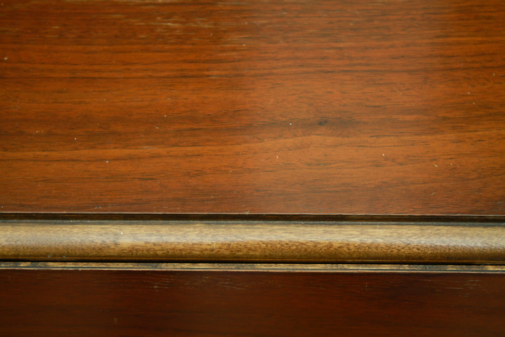 Duncan Phyfe Style Drop Leaf Table