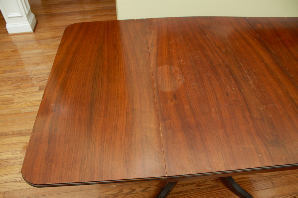Duncan Phyfe Style Drop Leaf Table