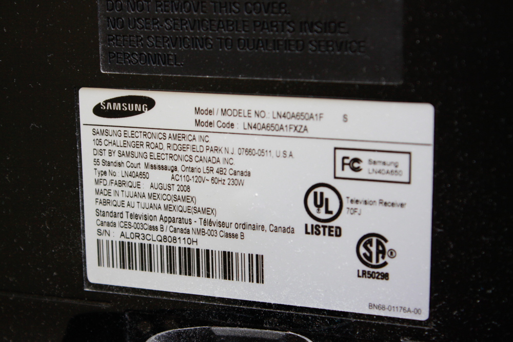 Samsung 40" Flat-Screen Television With Remote