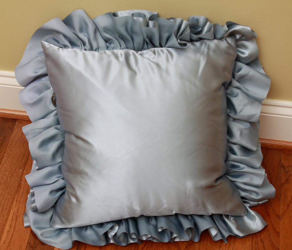 Tahari Home "Moroccan Medallion" King Bedding Set