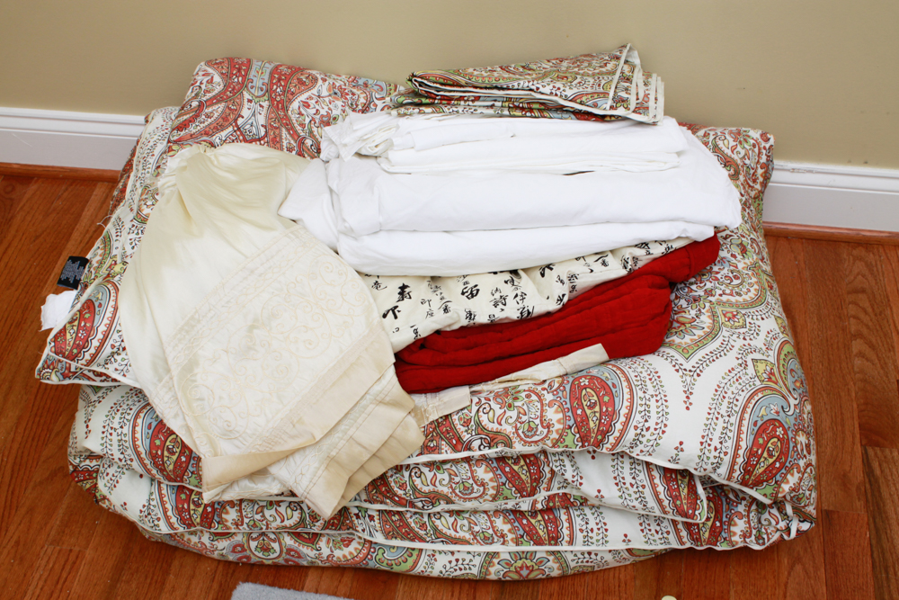 Tahari Home "Moroccan Medallion" King Bedding Set