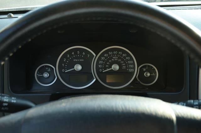 2007 White Mercury Mariner V6