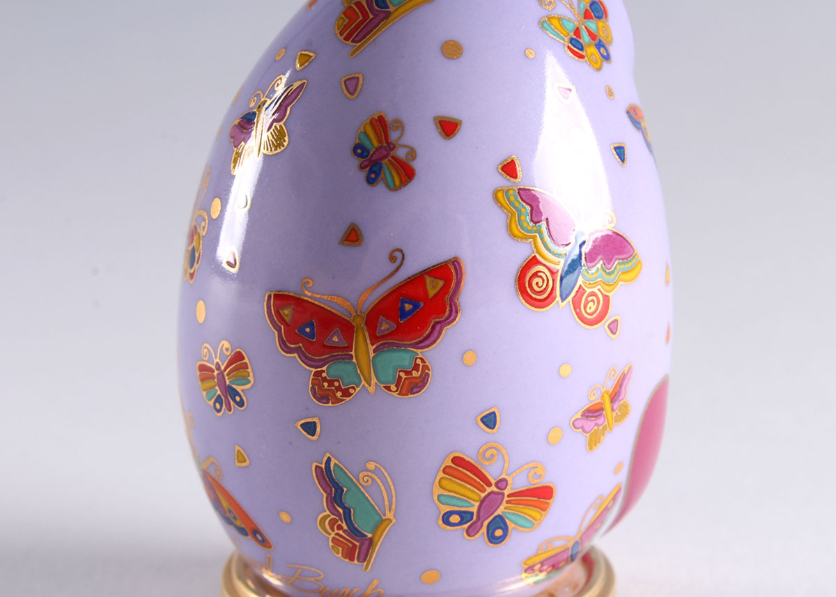 Laurel Burch "Floating Feline" Feline Egg by Franklin Mint