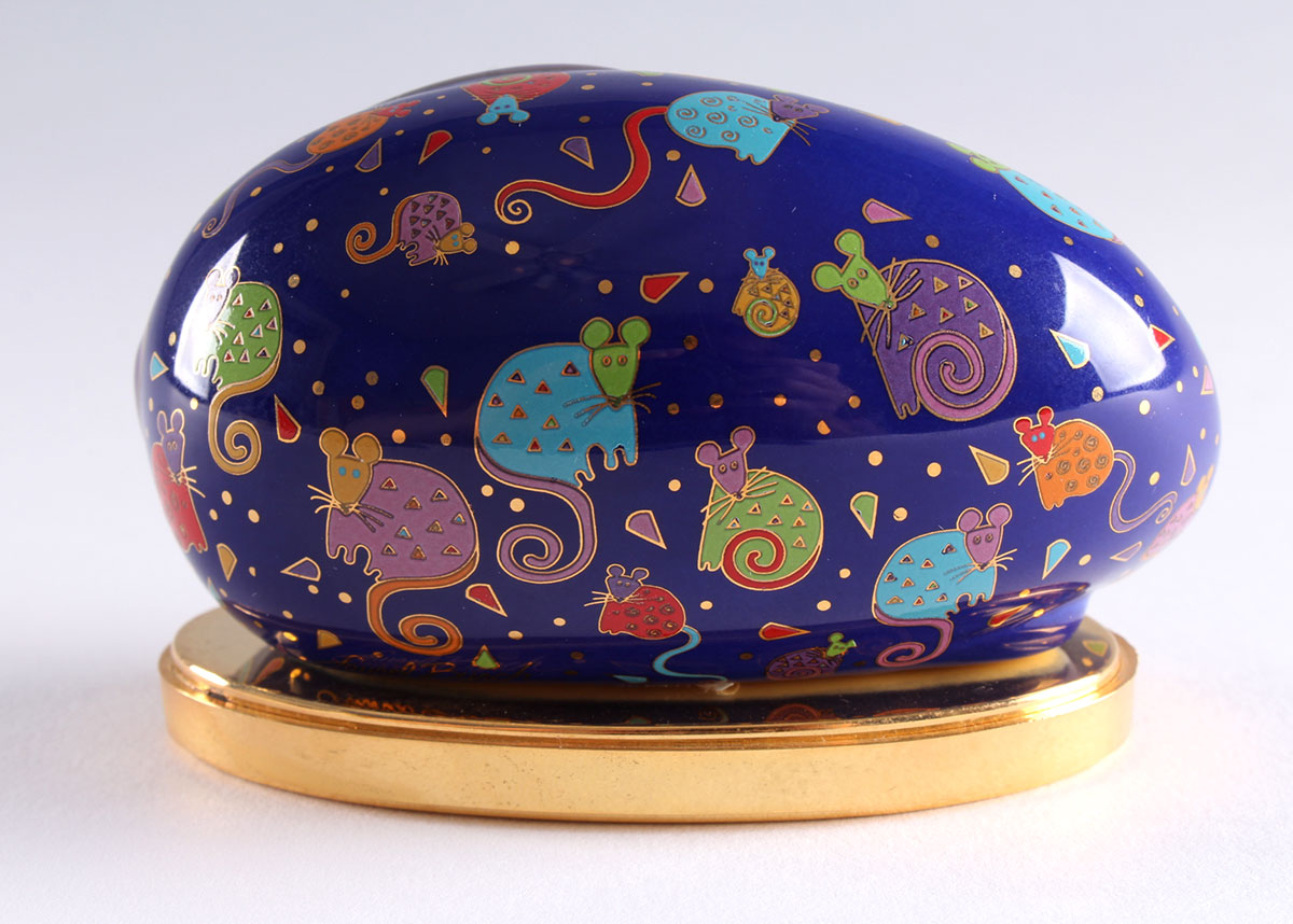 Laurel Burch "Cat & Mouse" Feline Egg by Franklin Mint