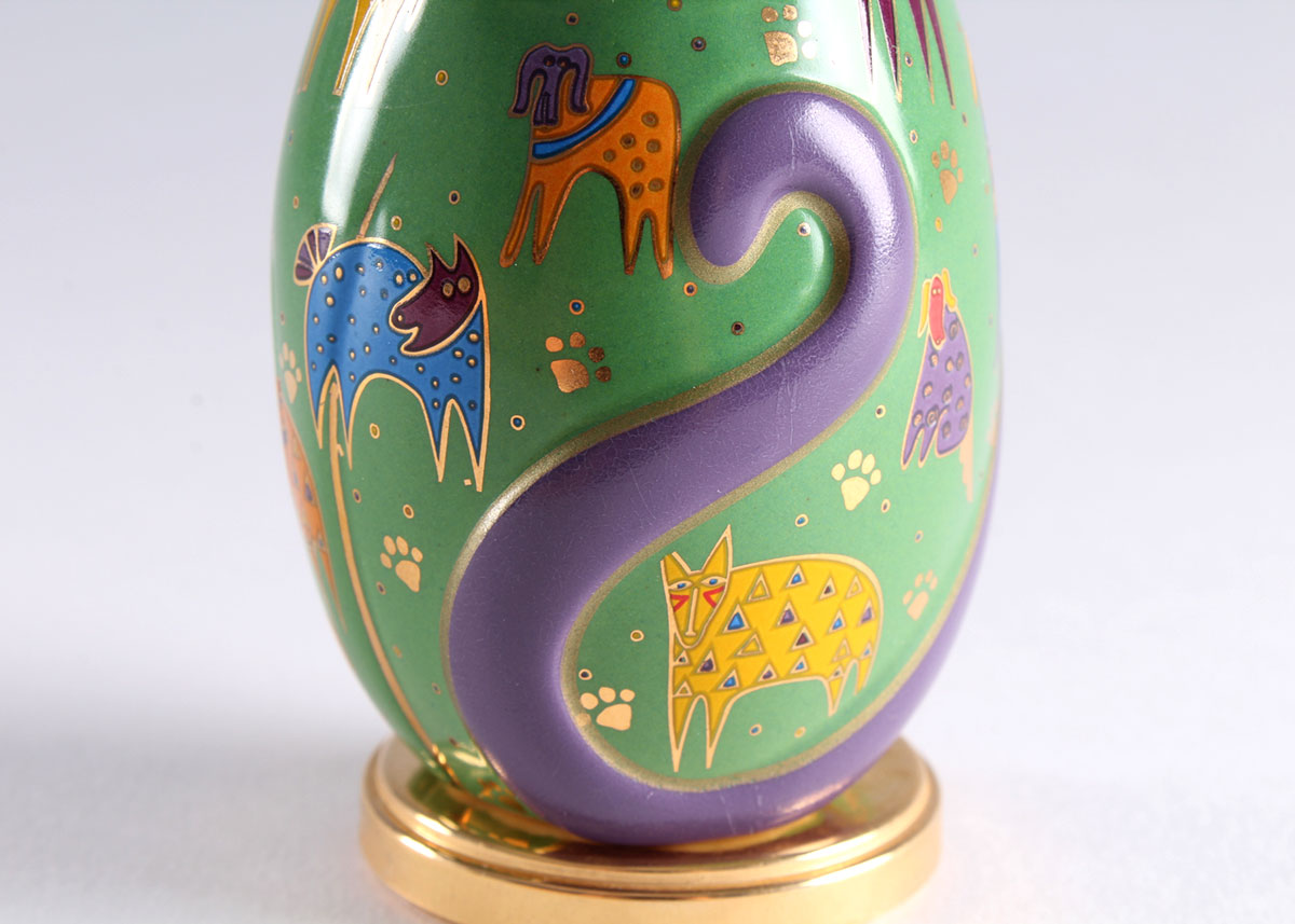 Laurel Burch "Canine Kitty" Feline Egg by Franklin Mint