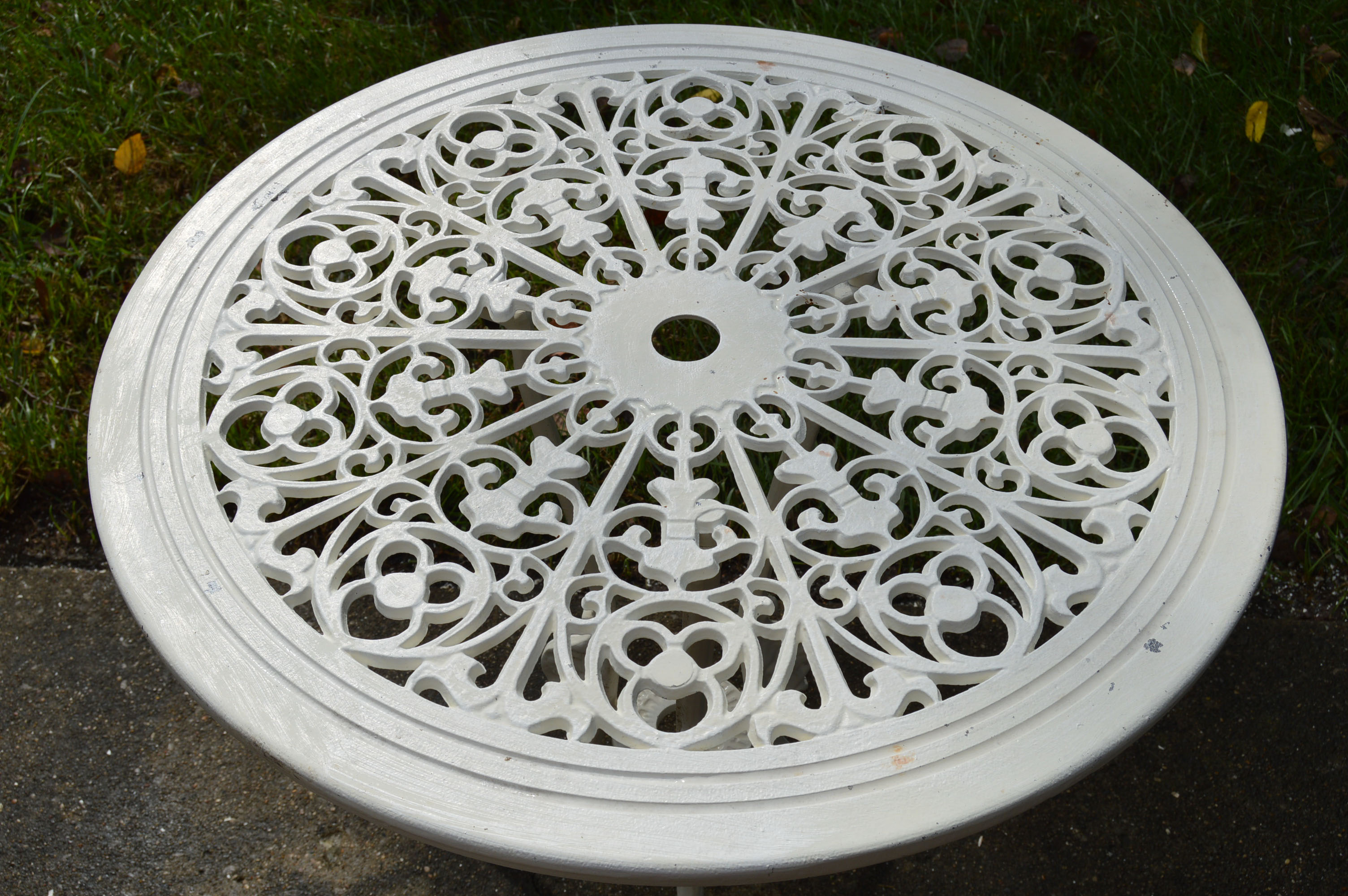 White Cast Iron Patio Table and Chairs