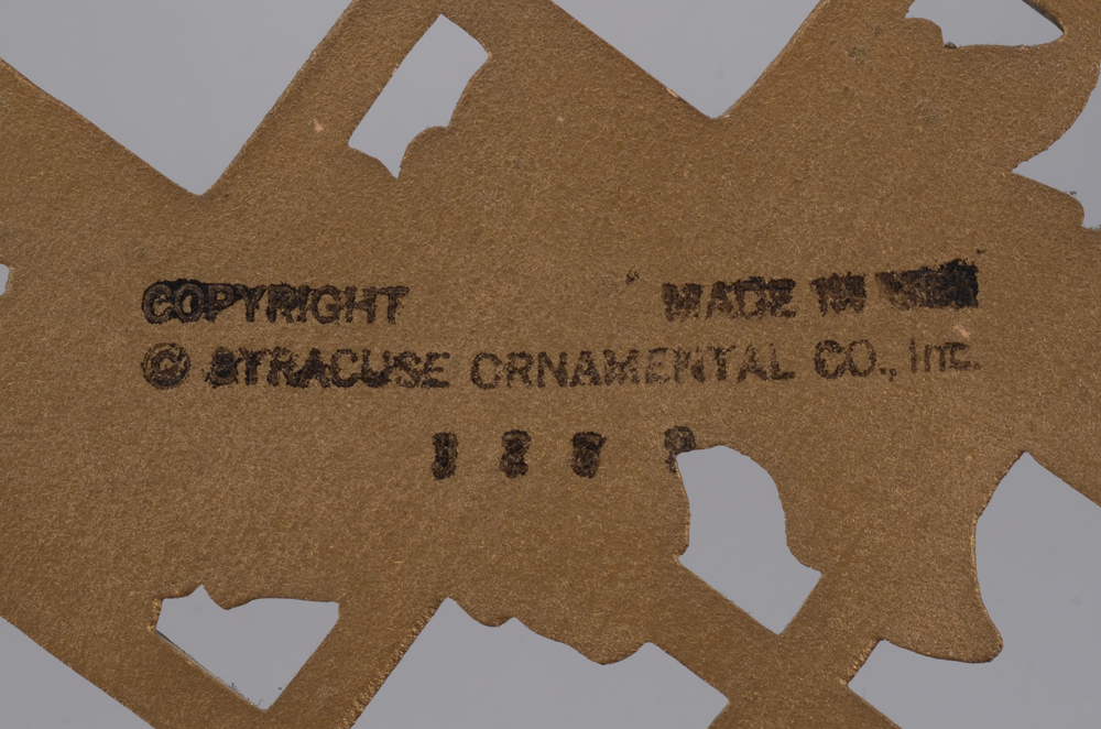 Vintage Syroco 8-Day Jeweled Wall Clock