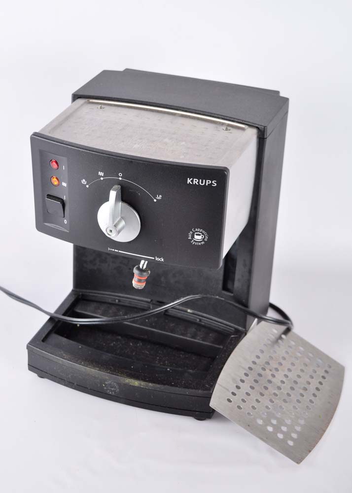 Kitchenware Including a Krups Espresso Machine