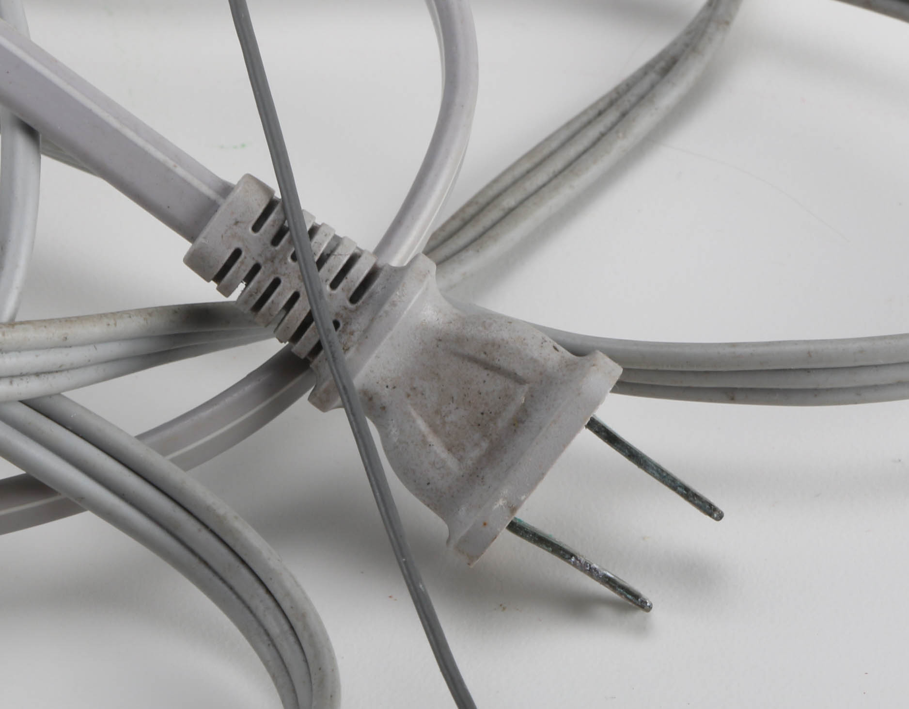 2006 Nintendo Wii Console With Naruto Graphic Plates