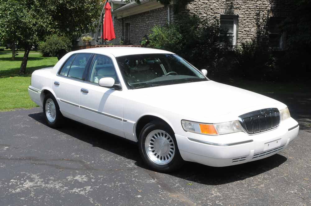1999 Mercury Grand Marquis LS Sedan