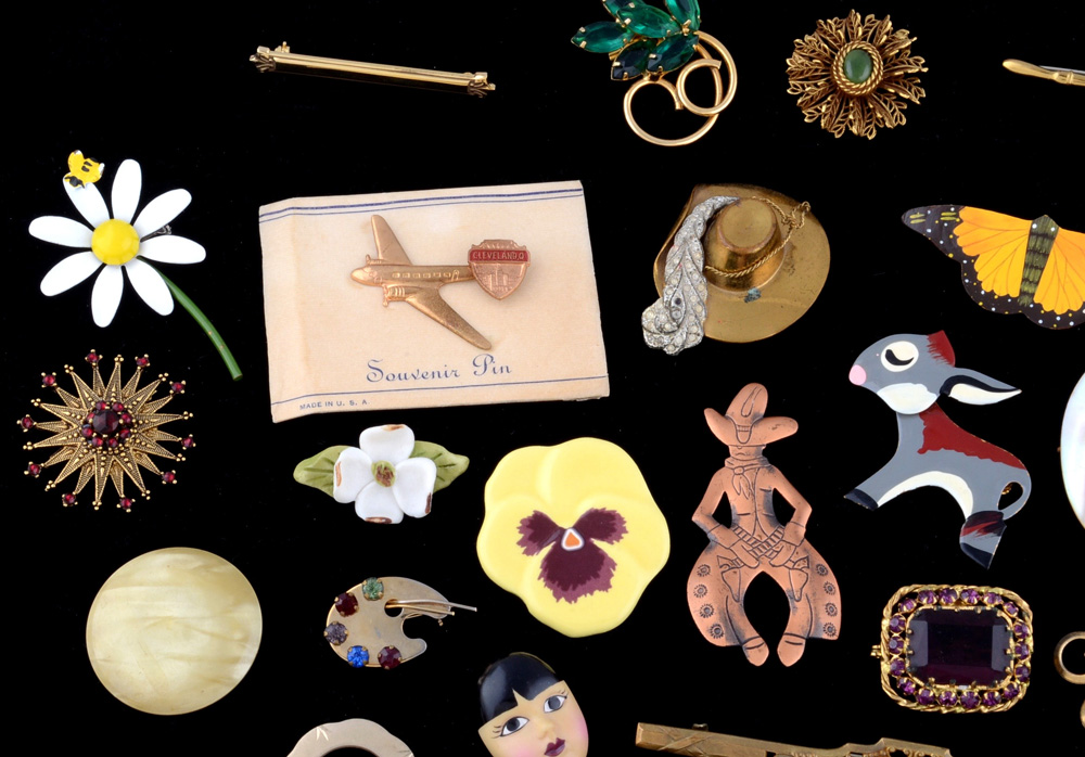 Vintage Costume Brooches