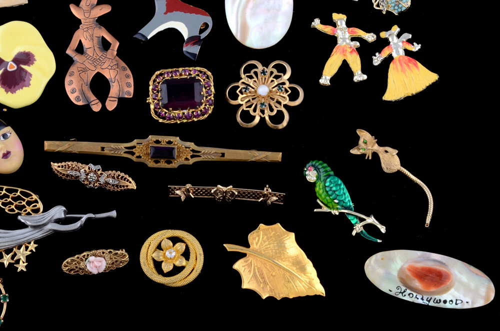 Vintage Costume Brooches