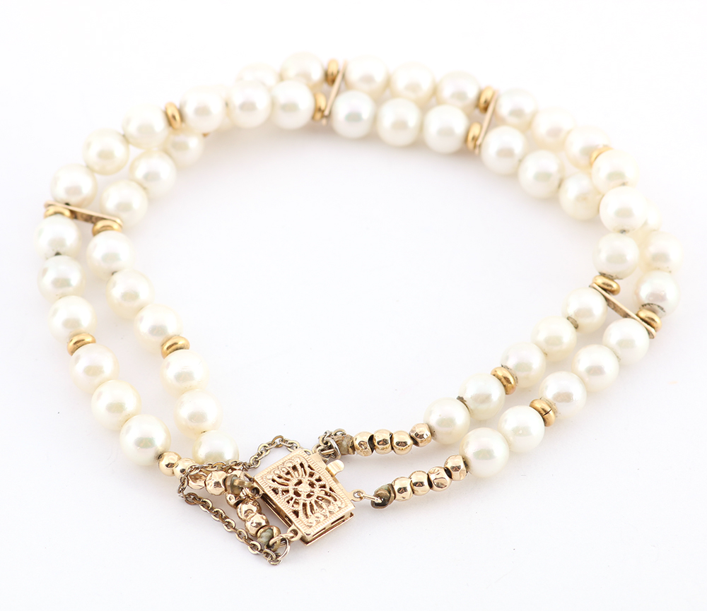 14K Gold Pearl Bracelet