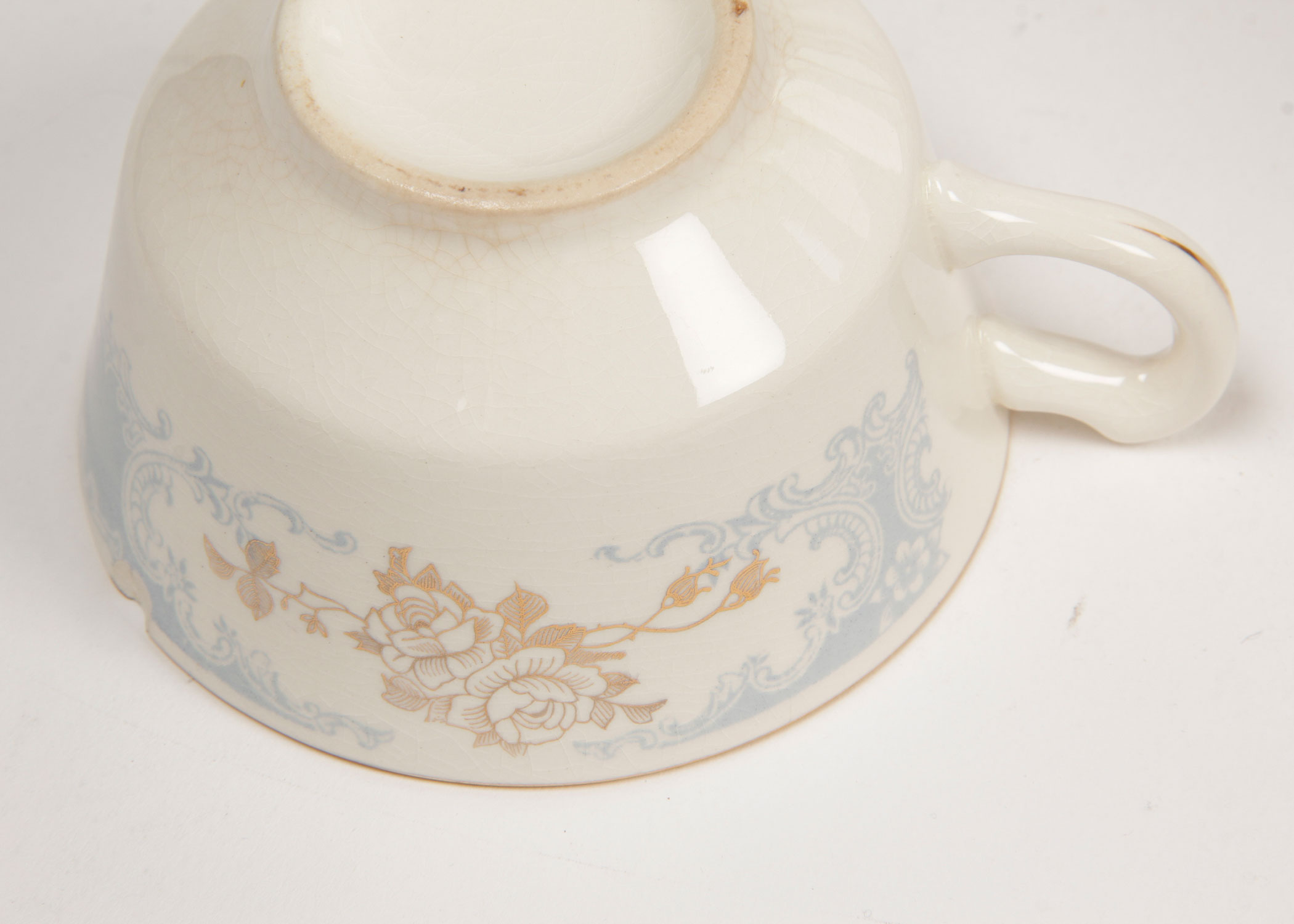 Homer Laughlin Royal Splendor 22 Carat Gold Place Settings for Six