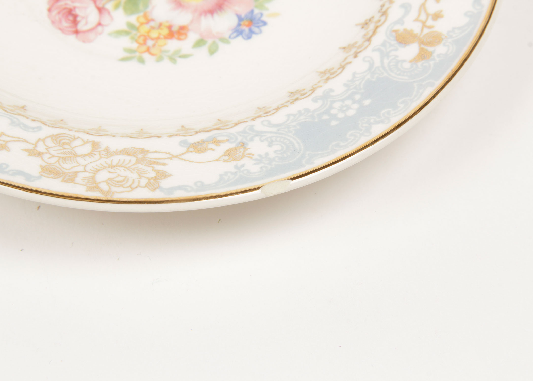 Homer Laughlin Royal Splendor 22 Carat Gold Place Settings for Six