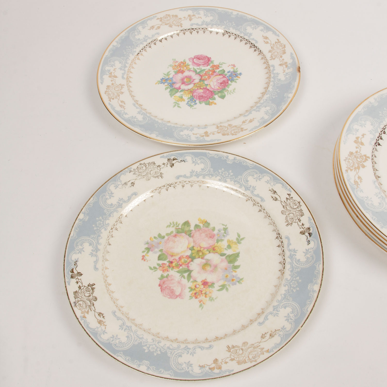 Homer Laughlin Royal Splendor 22 Carat Gold Place Settings for Six