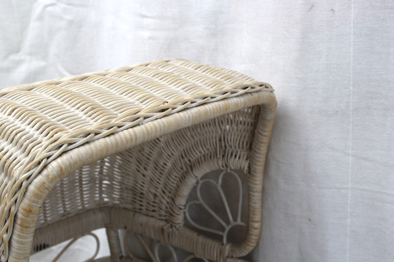 Vintage Wicker Baby Doll Pram Carriage