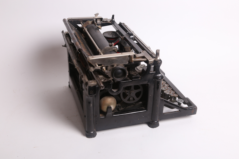 Vintage Underwood No. 5 Typewriter