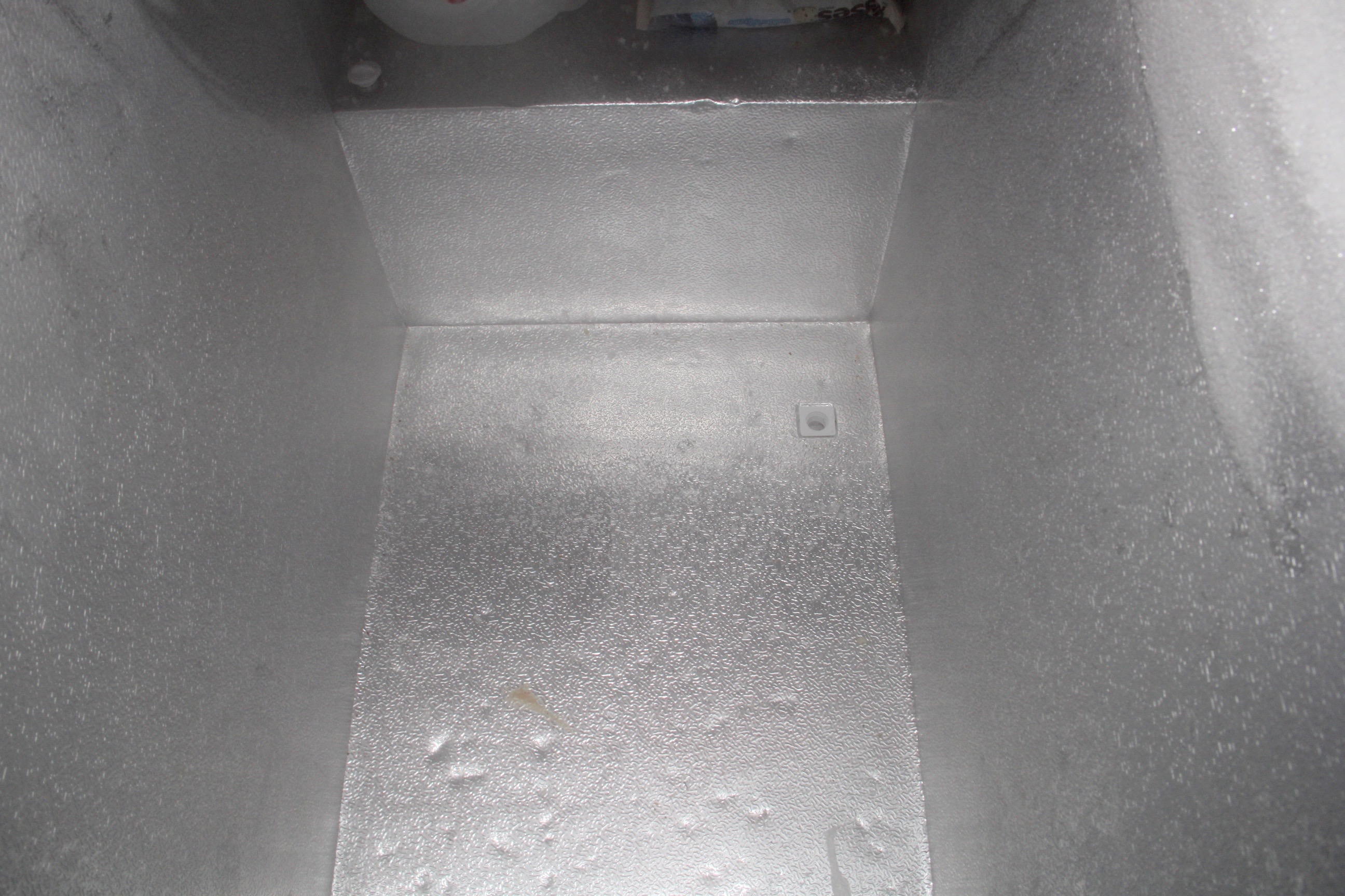 General Electric Lidded Deep Freezer