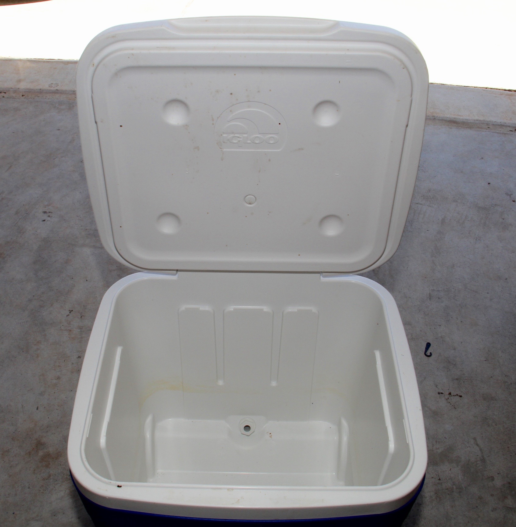 Wheeled Igloo Drink Cooler