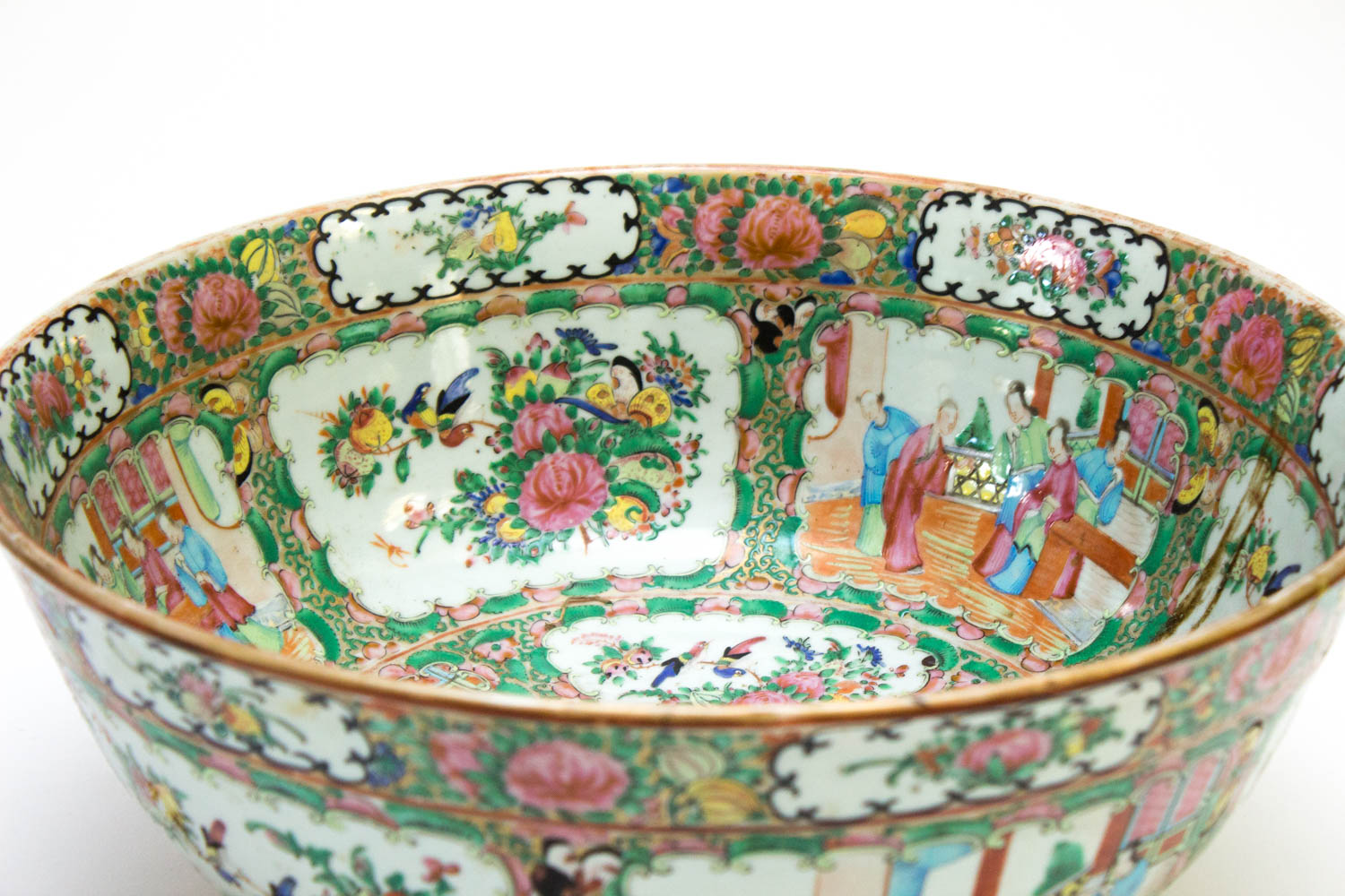 Vintage Chinese Rose Medallion China