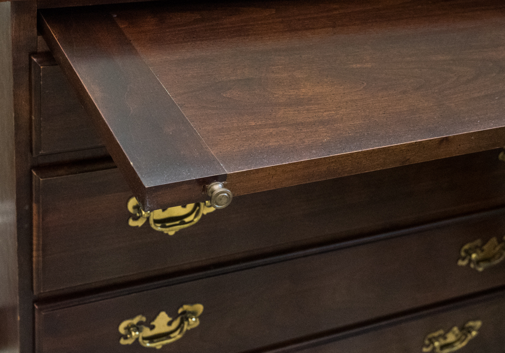 Chippendale Style Bachelors Chest