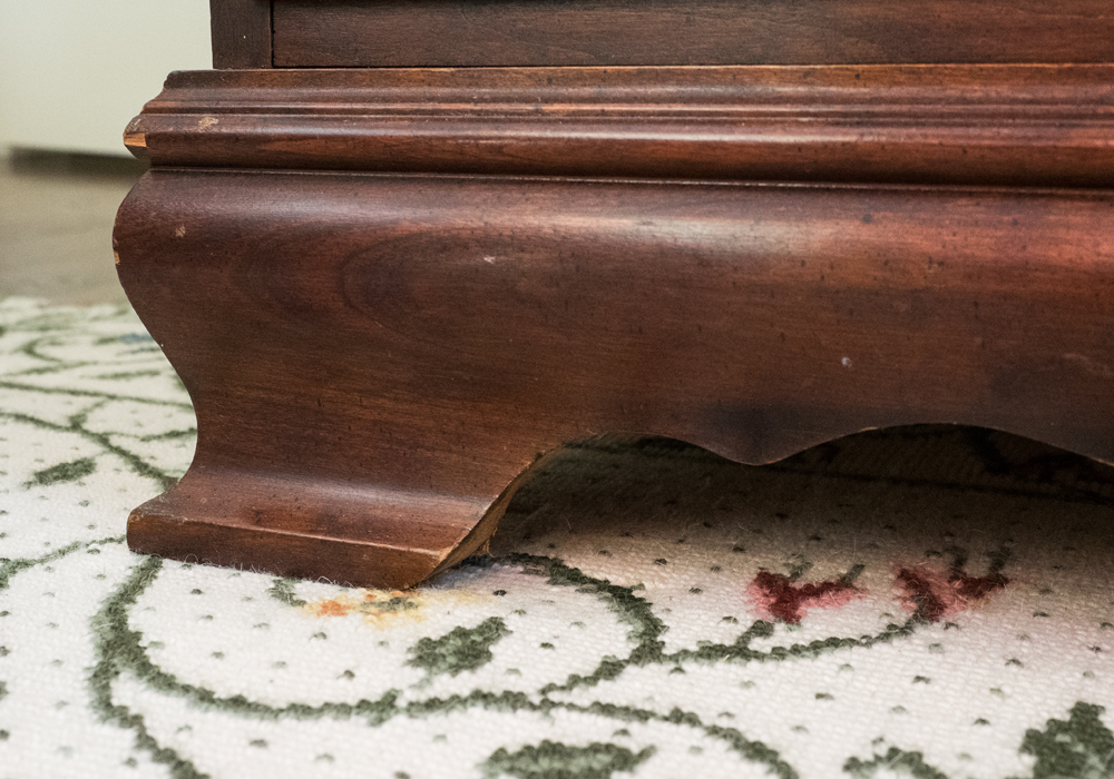 Chippendale Style Bachelors Chest