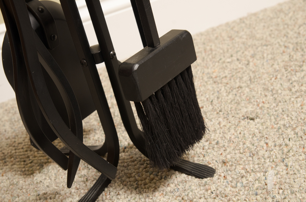 Metal Scroll Fireplace Screen and Tool Set