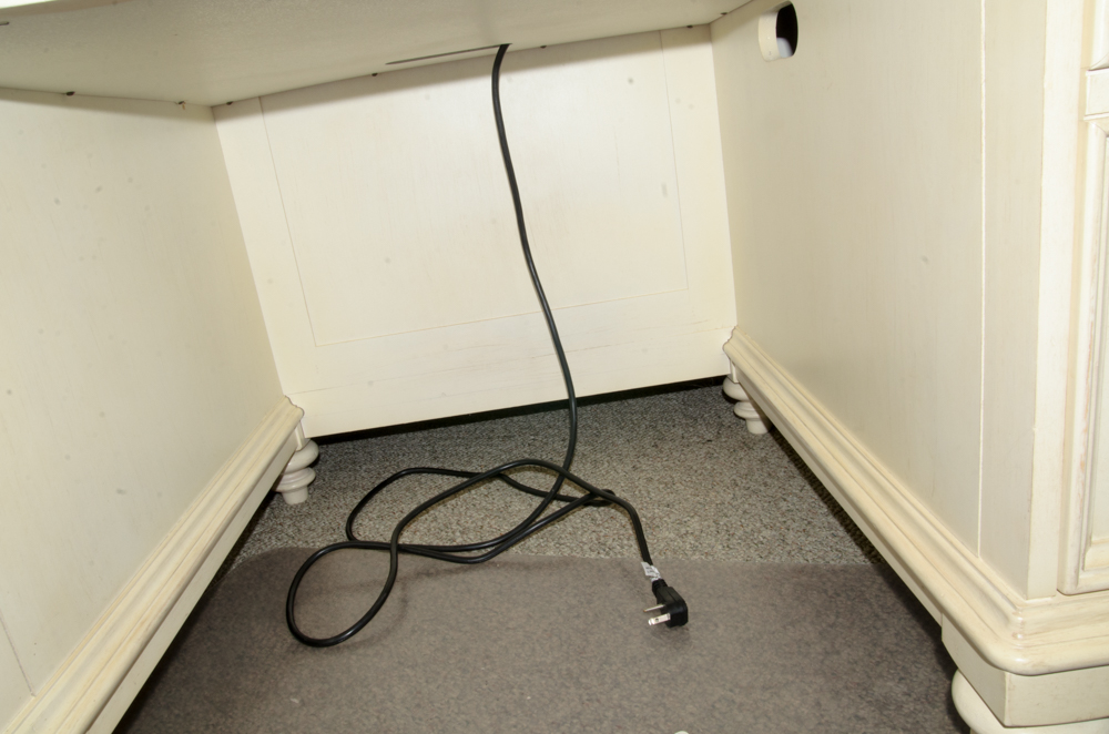 Havertys Newport Executive Desk