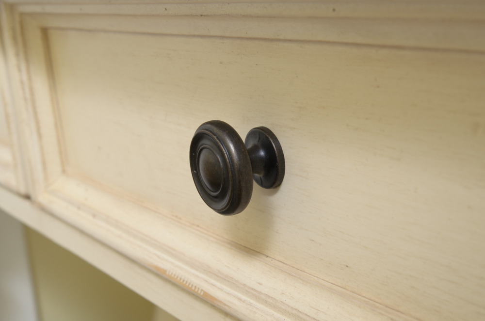 Havertys Newport Sofa Table