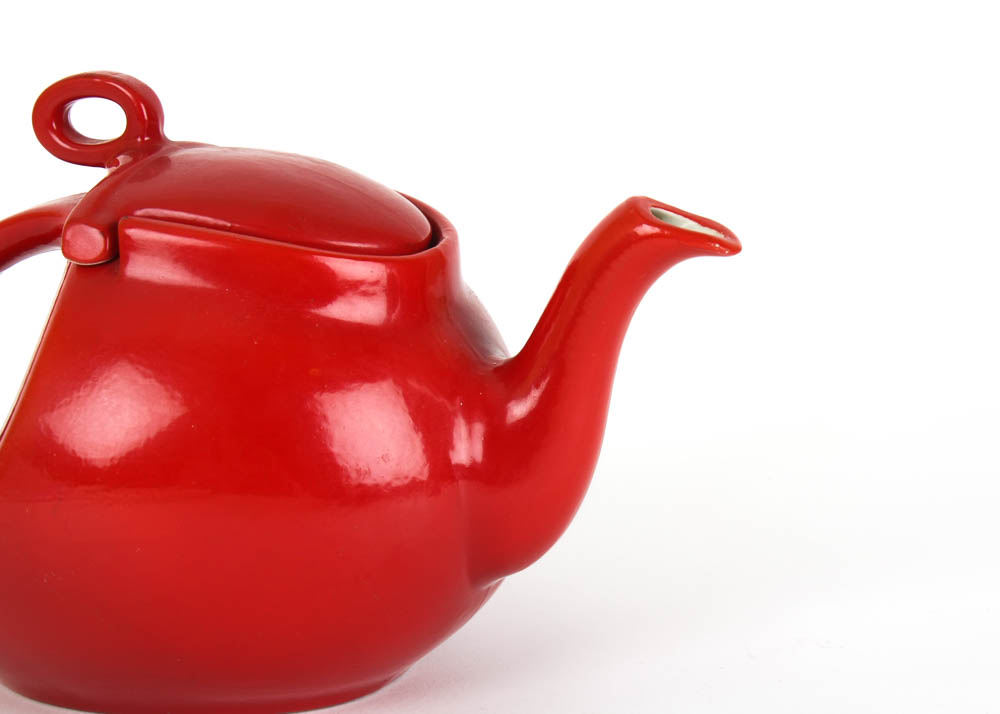 Vintage Hall's Art Deco Style Finger Lid Teapot in China Red